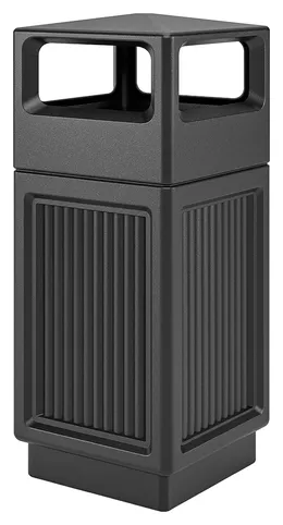Outdoor Trash Can with Lid - Canmeleon