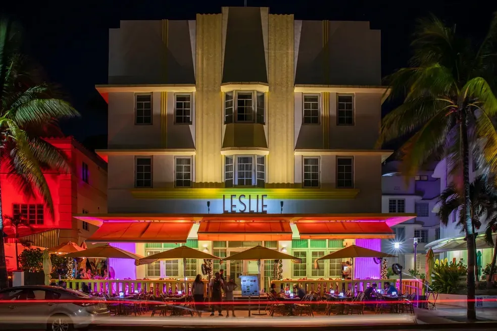 Leslie - Office Wall Art