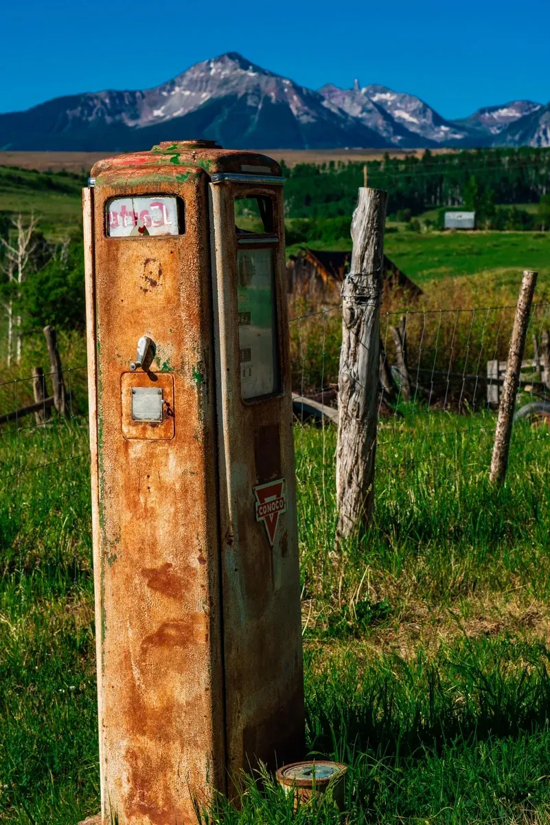 Rusty Conoco - Office Wall Art
