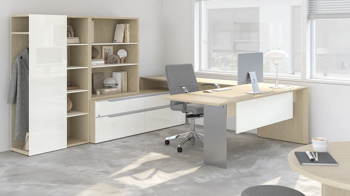 U Shaped Desk with Storage