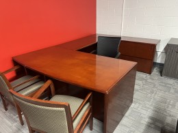 Bow Front U Shaped Desk
