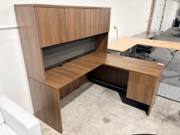 L Shaped Desk with Hutch